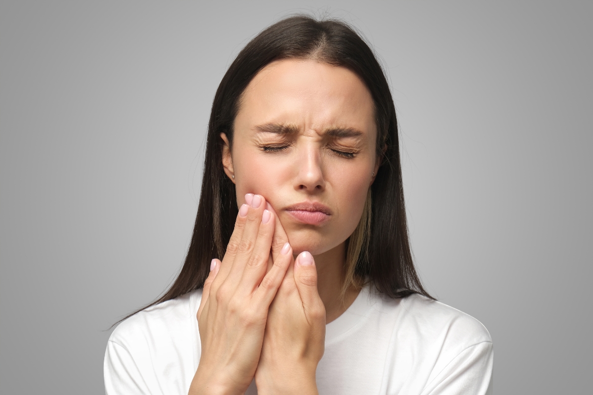How Long Does The Jaw Hurt After A Tooth Extraction?